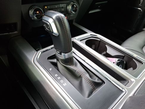 Used 2019 Ford F150 Platinum image 15