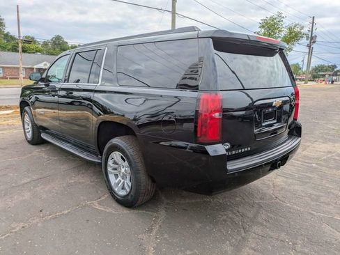 Used 2019 Chevrolet Suburban LT RWD image 6