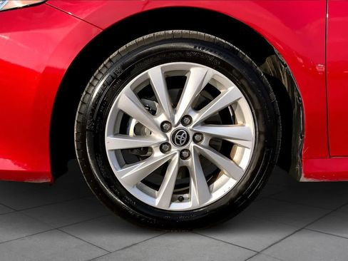 Used 2023 Toyota Camry LE image 10