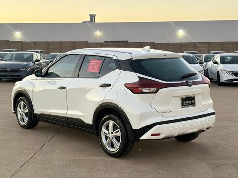 Certified 2024 Nissan Kicks S image 8