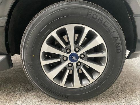 Used 2016 Ford Expedition EL XLT image 22