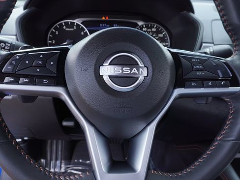 Certified 2025 Nissan Altima 2.5 SR AWD/4WD image 17