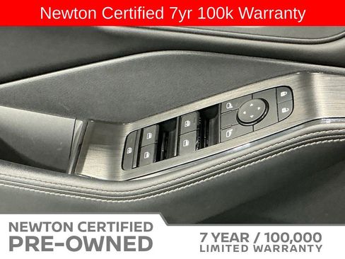 Used 2024 Nissan Rogue SV w/ SV Premium Package FWD image 34