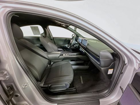 Used 2024 Hyundai Ioniq 6 SE image 33
