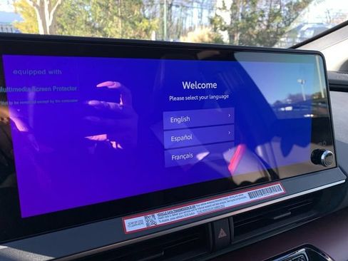 New 2026 Toyota Prius Plug-In Hybrid FWD image 21