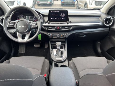 Used 2024 Kia Forte LXS w/ LXS Technology Package FWD image 22