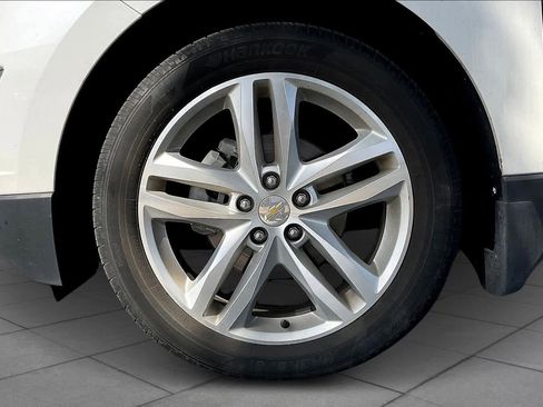 Used 2021 Chevrolet Equinox Premier FWD image 10