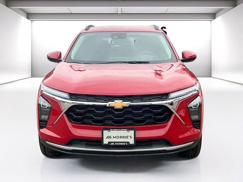 Used 2026 Chevrolet Trax LT w/ Driver Confidence Package image 2