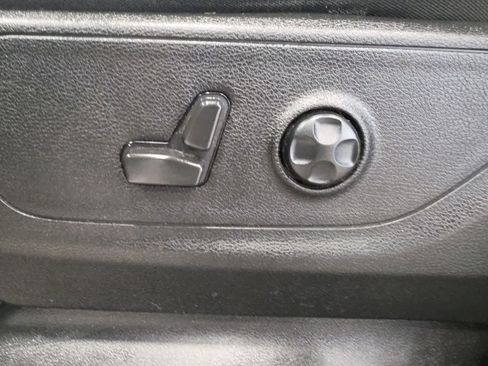 Used 2021 RAM 1500 Big Horn AWD/4WD image 15