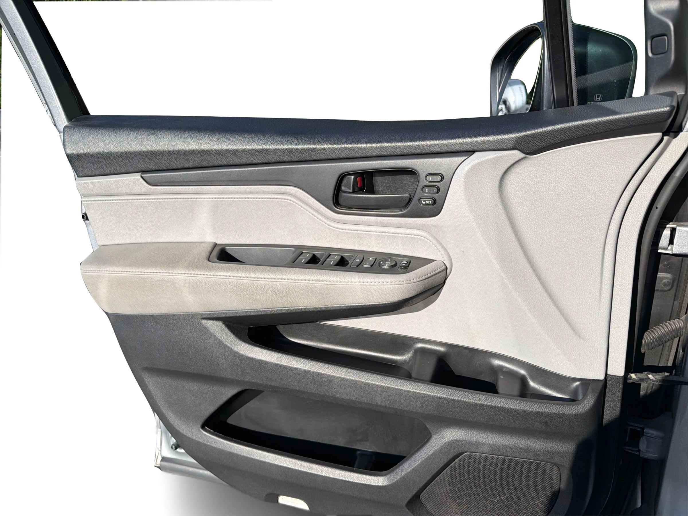 Used 2021 Honda Odyssey EX-L image 24