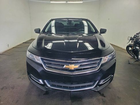 Used 2017 Chevrolet Impala LT image 2