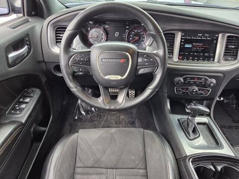 Used 2018 Dodge Charger R/T RWD image 16