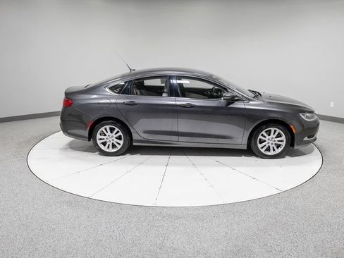 Used 2016 Chrysler 200 Limited w/ Convenience Group image 26