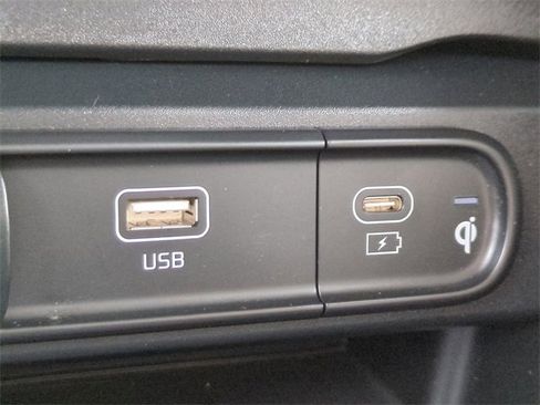 Used 2023 Kia Telluride SX image 25