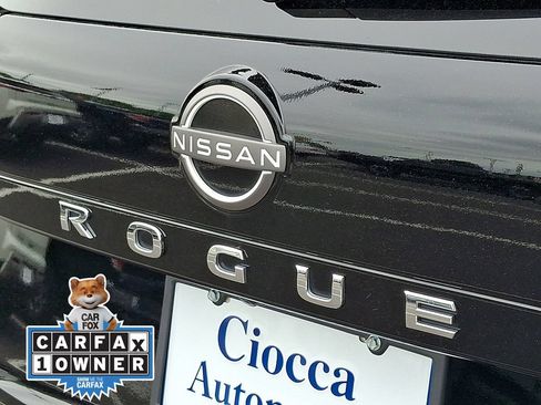Used 2023 Nissan Rogue S AWD/4WD image 30