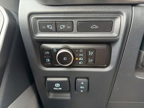 Used 2023 Ford F150 Lariat w/ Equipment Group 502A High AWD/4WD image 28