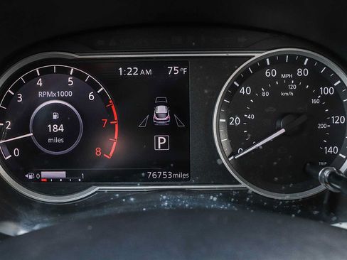 Used 2019 Nissan Kicks SV FWD image 23