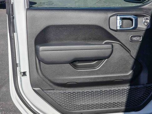 New 2026 Jeep Gladiator Rubicon image 18