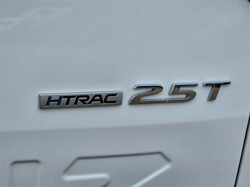 Certified 2025 Hyundai Santa Cruz Limited image 30
