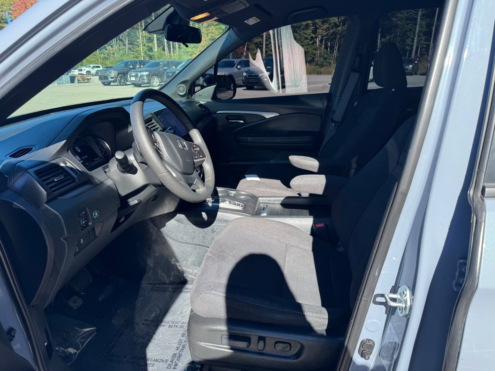 Used 2022 Honda Pilot Sport image 12