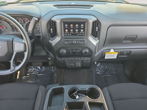 Used 2024 Chevrolet Silverado 1500 Custom Trail Boss w/ Turbomax Blackout Package image 10
