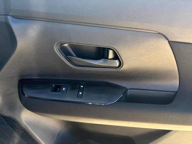 Used 2026 Nissan Kicks S FWD image 14