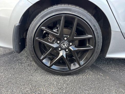 Used 2023 Honda Civic Sport image 10
