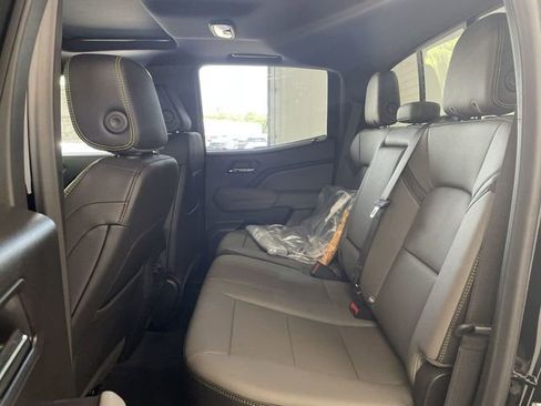 New 2026 Chevrolet Colorado ZR2 w/ Technology Package image 19