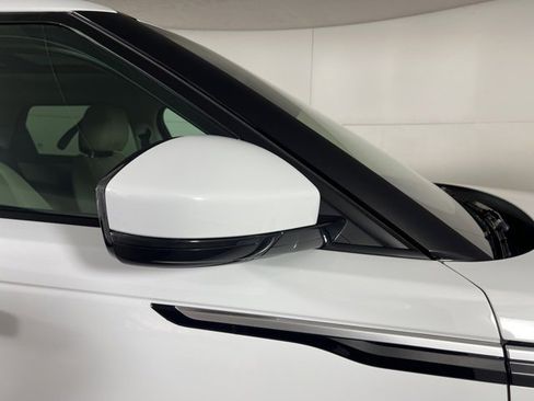 Used 2020 Land Rover Range Rover Velar S image 10