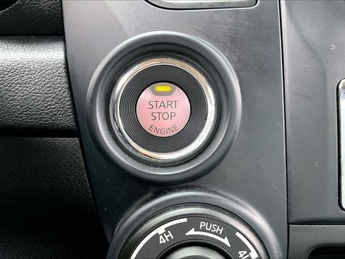 Used 2024 Nissan Titan SV w/ Accessory Utility Package image 66