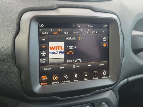 Used 2021 Jeep Renegade Limited AWD/4WD image 16
