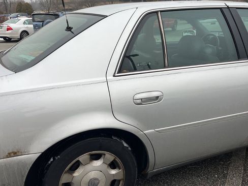 Used 2002 Cadillac De Ville FWD image 12