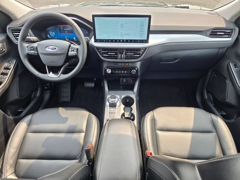 Used 2025 Ford Escape Platinum AWD/4WD image 11