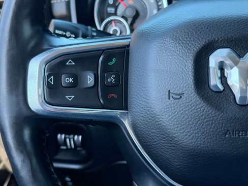 Used 2019 RAM 1500 Laramie image 24