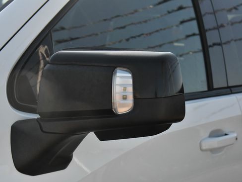 Used 2022 GMC Sierra 1500 AT4 w/ AT4 Premium Package image 16