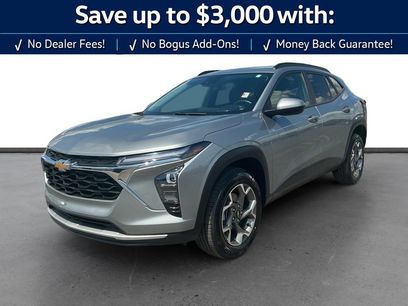 Used 2024 Chevrolet Trax LT w/ Driver Confidence Package