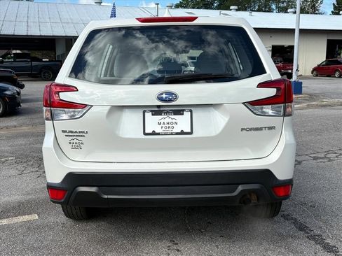 Used 2022 Subaru Forester AWD/4WD image 5