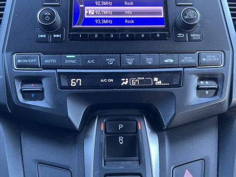 Used 2019 Honda Odyssey LX image 30