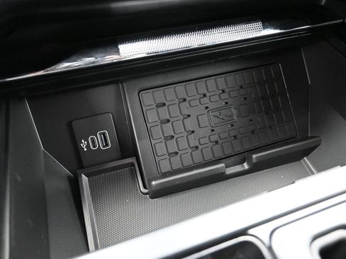 New 2025 Ford F150 Platinum w/ Equipment Group 702A High image 31