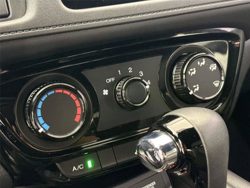 Used 2022 Honda HR-V Sport image 22