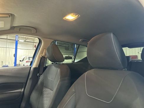 Used 2021 Nissan Kicks SV FWD image 20