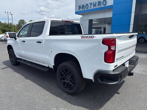 New 2026 Chevrolet Silverado 1500 LT Trail Boss AWD/4WD image 3