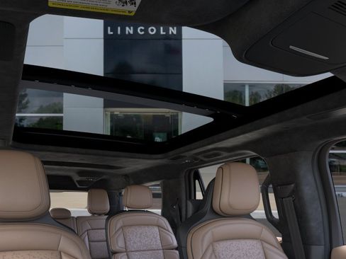New 2026 Lincoln Navigator L Black Label AWD/4WD image 22