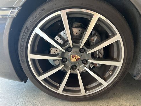Used 2014 Porsche 911 Carrera image 34