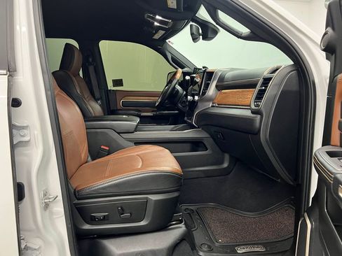 Used 2019 RAM 3500 Limited image 25