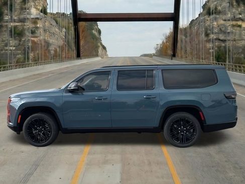 New 2026 Jeep Grand Wagoneer L Limited AWD/4WD image 5