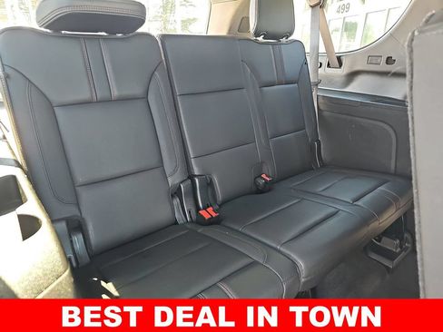 Used 2021 Chevrolet Suburban RST AWD/4WD image 12