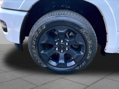 Used 2025 RAM 1500 Big Horn AWD/4WD image 11