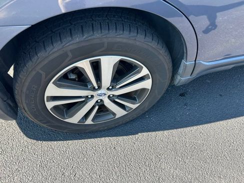Used 2018 Subaru Outback 2.5i Limited AWD/4WD image 12