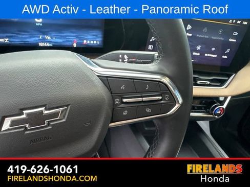 Used 2025 Chevrolet Equinox ACTIV w/ Safety and Technology Package AWD/4WD image 23